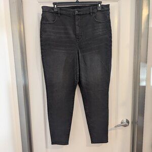 EUC AE Curvy Super High Rise Jegging 20R